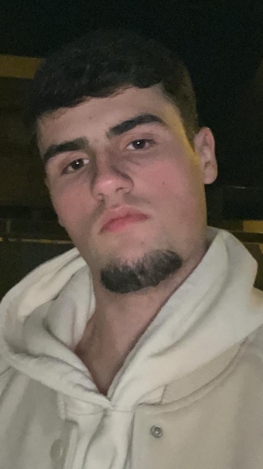 Tomás Andrade, 19 anos, aluno da FADEUP e jogador de Futebol.